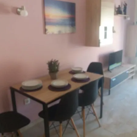 Castle View 2ble Bedroom Flat アパート カリストス